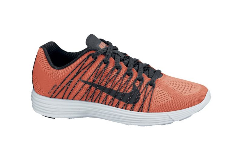 Explícito Crudo cosa Nike LUNARACER+ 3: características y opiniones - Zapatillas running | Runnea