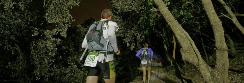 4 dicas para o ajudar a fazer a escolha certa ao comprar uma mochila de trail running