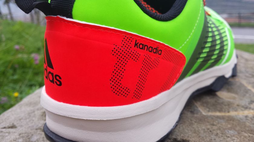 Adidas Kanadia TR7: características y opiniones - Zapatillas | Runnea