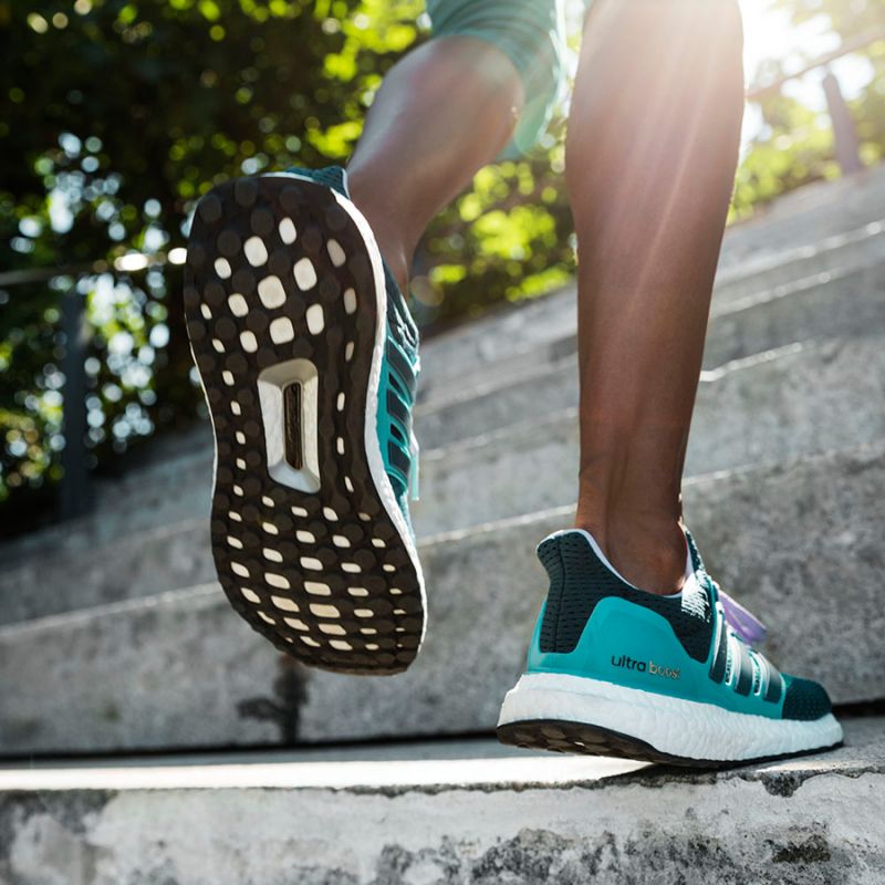 Adidas Ultra Boost 2016: y opiniones - Zapatillas running Runnea