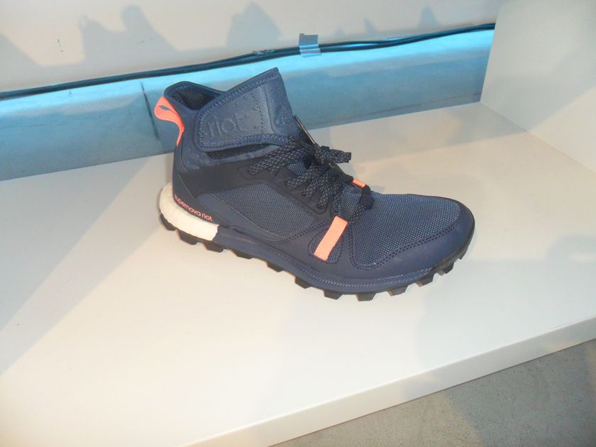 locutor espina Imaginación Adidas Supernova Riot Boost: características y opiniones - Zapatillas  running | Runnea