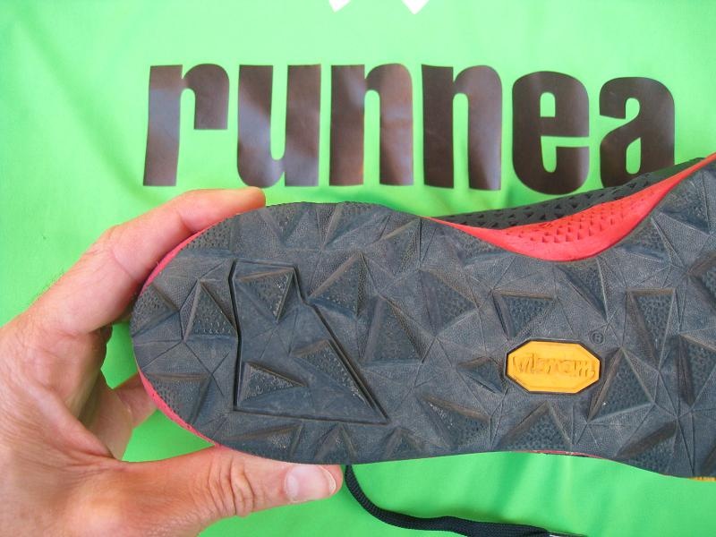 Balance MT10v4 Minimus: y opiniones - Zapatillas running | Runnea