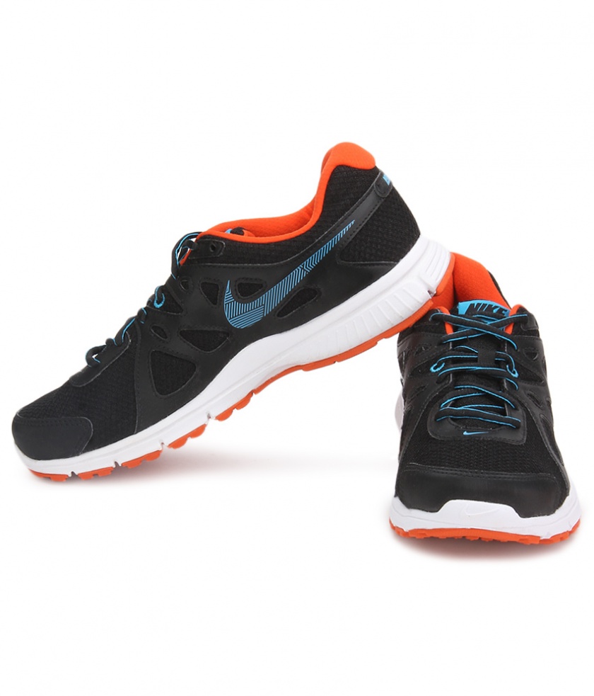 cien Sueño áspero liberal Nike Revolution 2: características y opiniones - Zapatillas running | Runnea