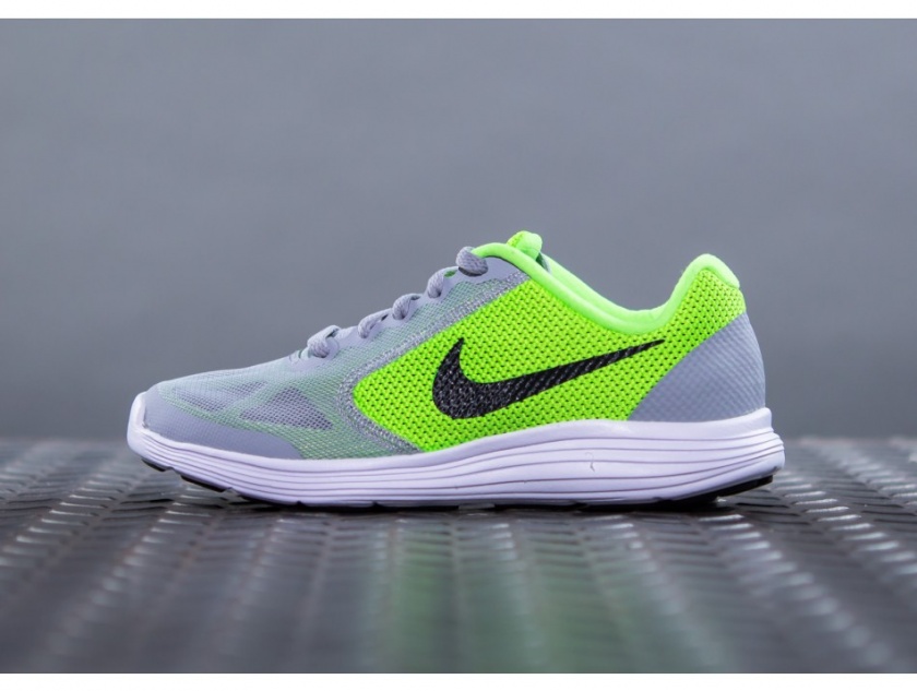 fiabilidad arco cayó Nike Revolution 3: características y opiniones - Zapatillas running | Runnea