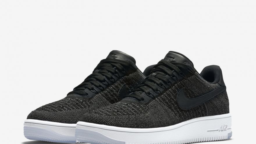 Nike Air Force 1 Flyknit Low negras