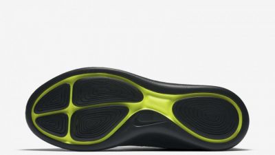 Nike Essential: y opiniones | Runnea