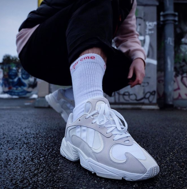 Adidas Yung 1: características opiniones - Sneakers Runnea
