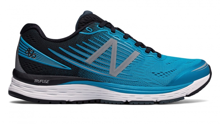 New Balance 880 v8, review and details | Runnea