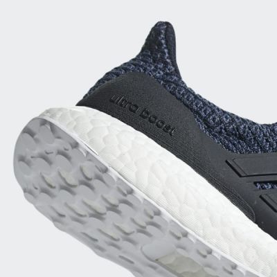 envidia toque Mirar Adidas Ultra Boost Parley: características y opiniones - Zapatillas running  | Runnea