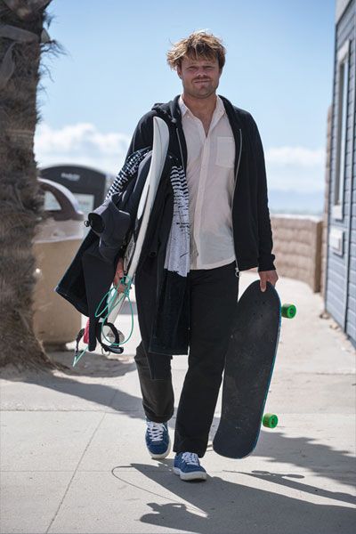 Dane reynolds with the vans paradoxxx