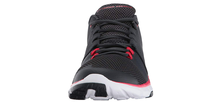 Under Armour Strive 7 front