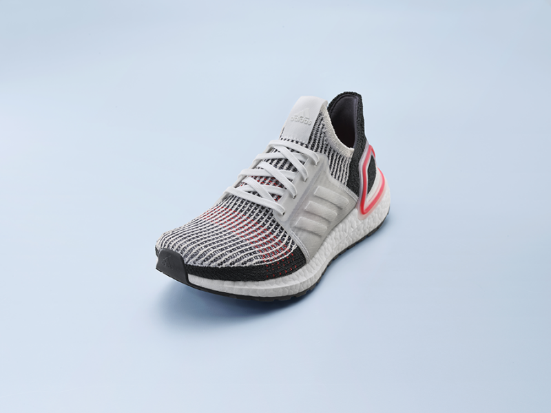 diagonal diferencia entusiasta Adidas Ultra Boost 19: características y opiniones - Zapatillas running |  Runnea