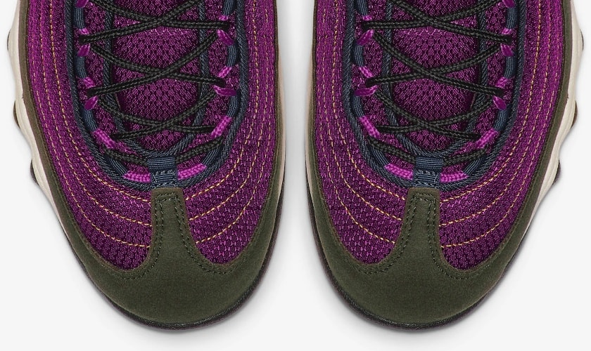 Nike Air Skarn Vivid Purple upper made of nylon mesh