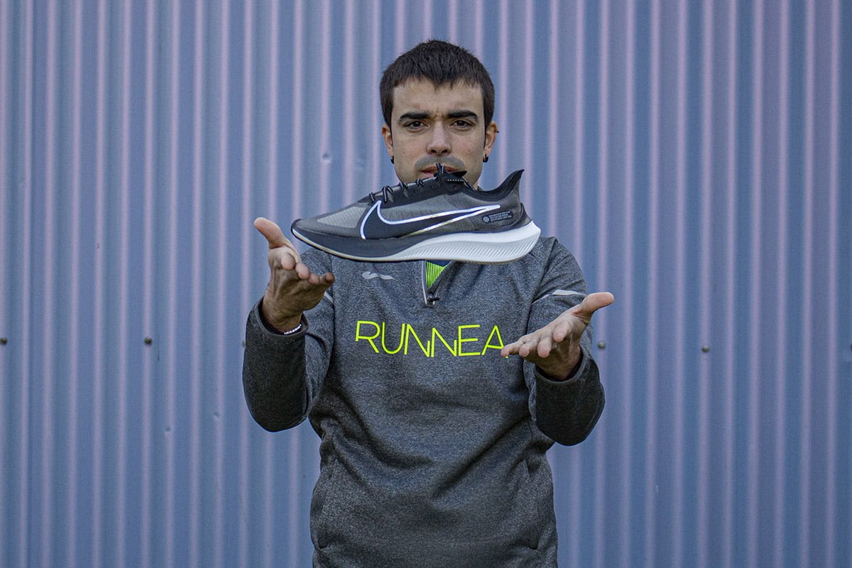 Nike Zoom Gravity: características y opiniones Zapatillas running | Runnea
