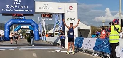 La alemana Monica Frenger y el danés Kasper Laumman triunfan en el Palma Marathon 2021
