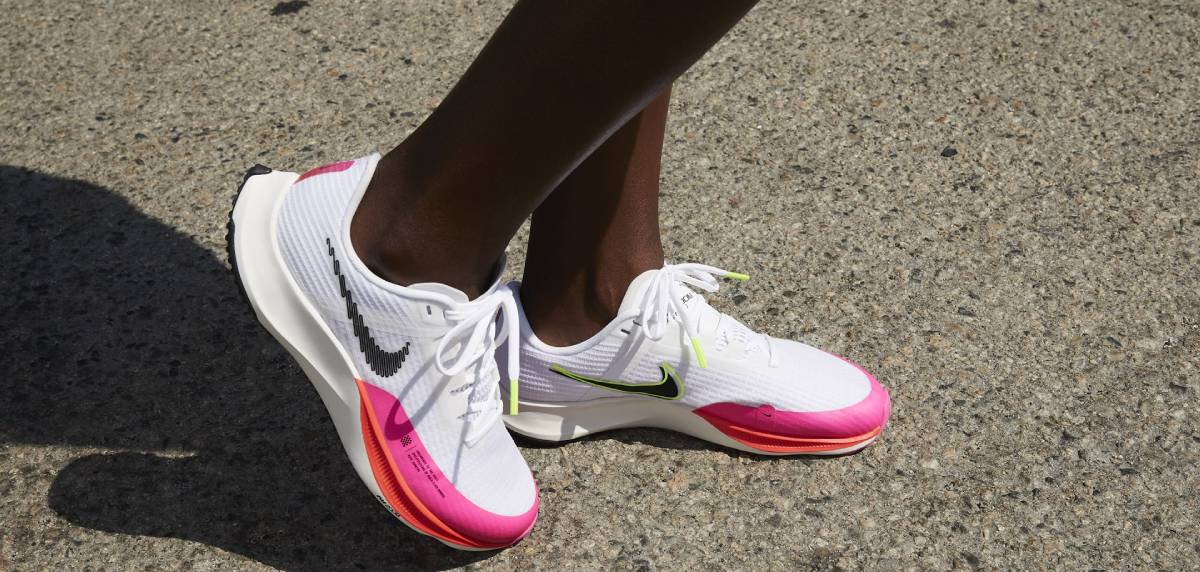 Monetario Ligero Ahuyentar 3 zapatillas de Nike para llenar de color tus carreras