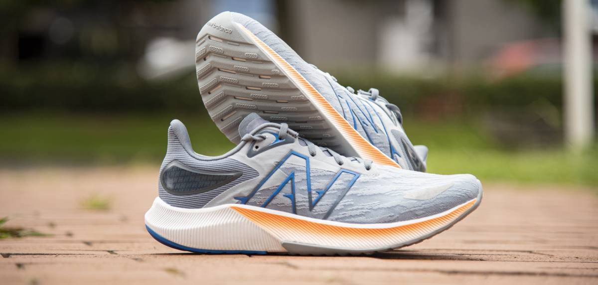Review New Balance Fuelcell Propel v3: gama fuelcell