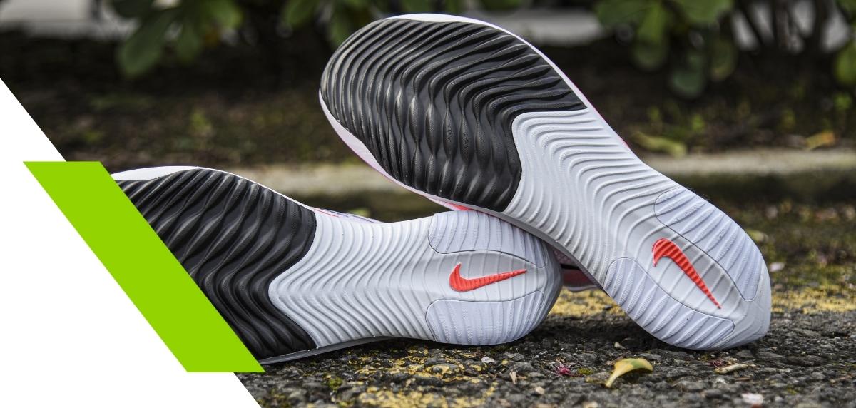 Nike ZoomX las nuevas zapatillas voladoras de Nike sin placa de carbono