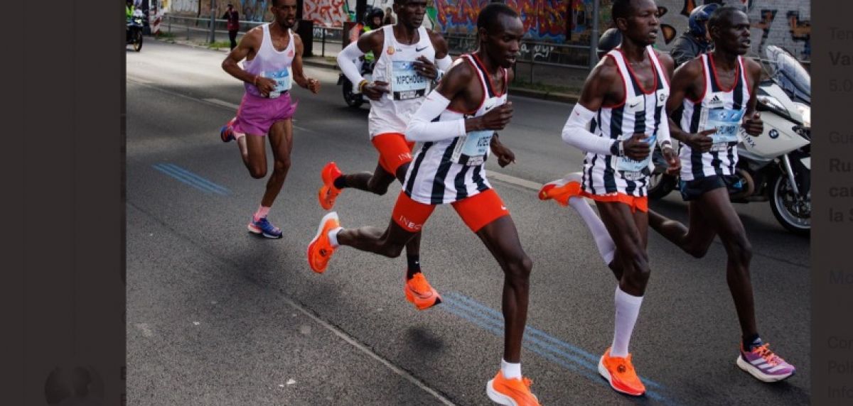 Las zapatillas con las que ha ganado Eliud el maratón de Berlín 2022