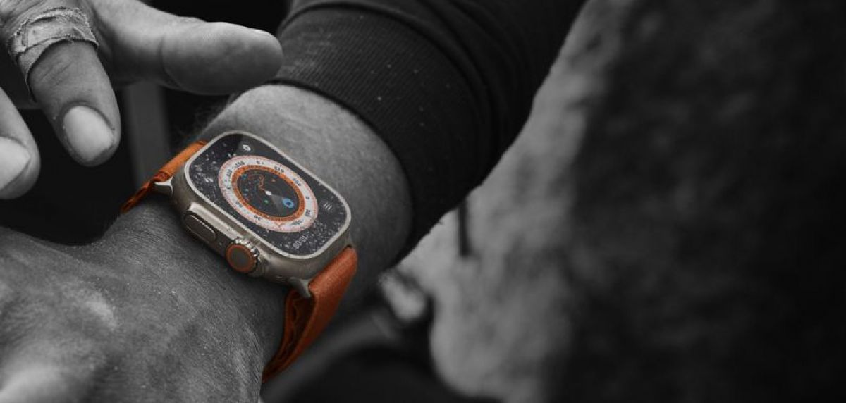 Reloj Apple Watch Series 8 VS Amazfit T-Rex Ultra: características,  diferencias y precios