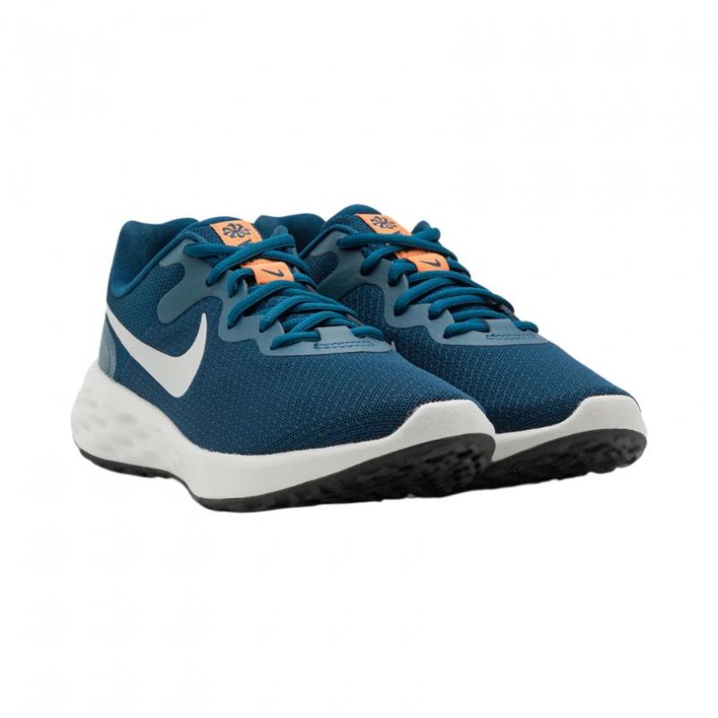 Chaussure de running sur route facile à enfiler Nike Revolution 6 FlyEase  pour homme. Nike FR