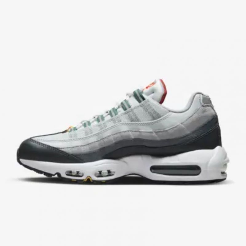 Nike Air Max 95, review and details | From £174.95 | Runnea