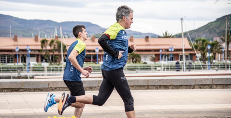 Complaciente Descompostura Adulto Cómo preparar una media maratón corriendo 3 días a la semana