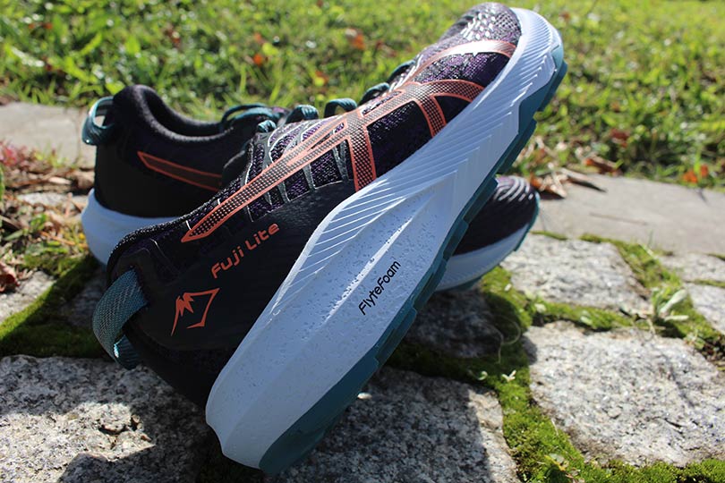 A quali scarpe da trail running possiamo paragonare le ASICS Fuji Lite 3?