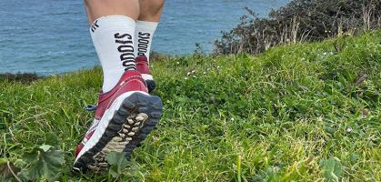 ¿Cómo unos calcetines para runners pueden maximizar tu experiencia en carrera? ¡Analizamos los calcetines biomecánicos PODOKS!