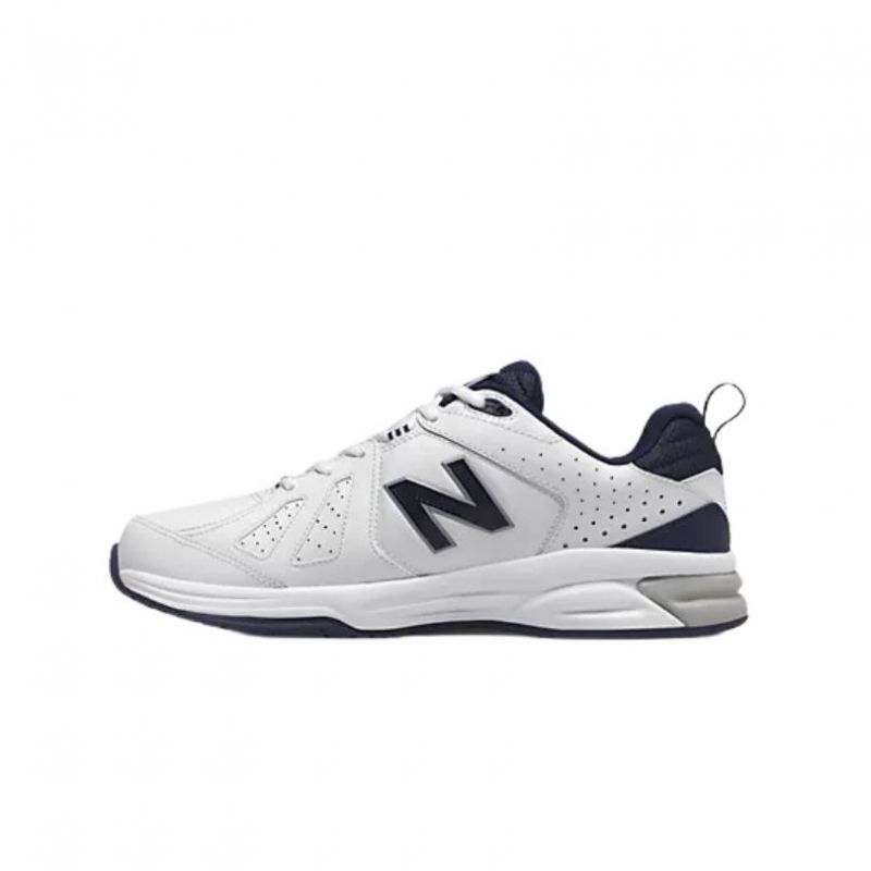 New Balance 624v5