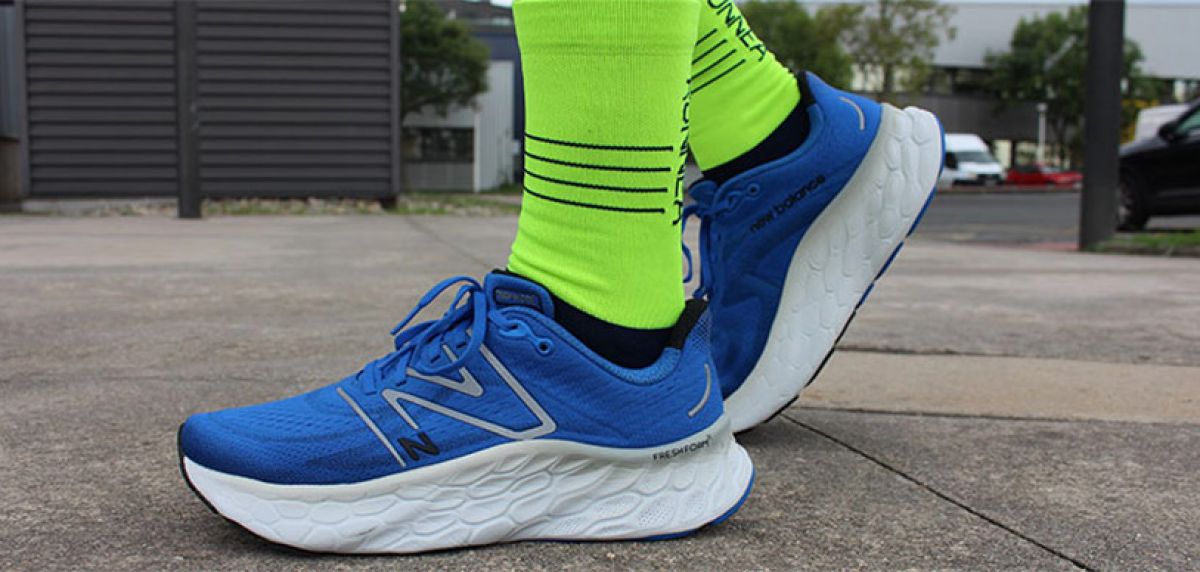 New Balance Fresh Foam X More v4: 4 reasons to wear them according to the opinion of RUNNEA's sports podiatrist
