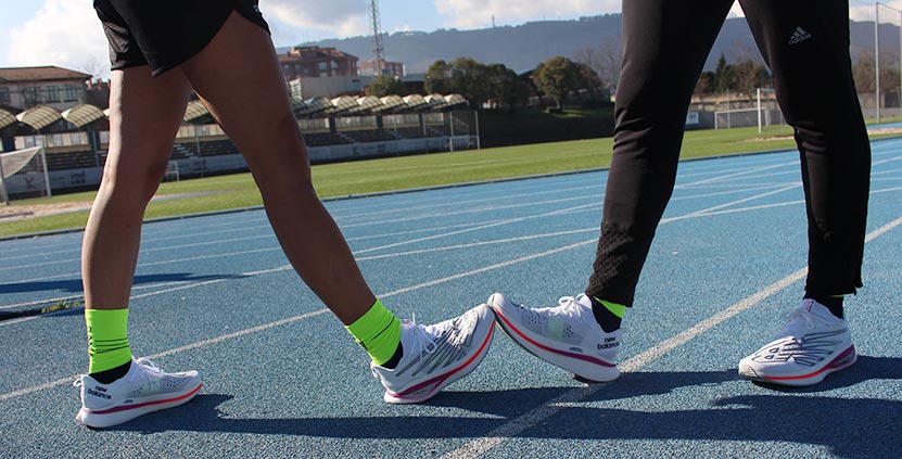 Referencias sobre las zapatillas de running con placa de carbono en la mejora del rendimiento del runner
