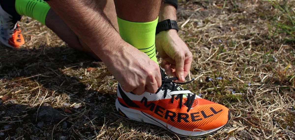 Esta zapatilla de Merrell tiene Premio ISPO 2022, y está diseñada para maximizar tu velocidad en la montaña