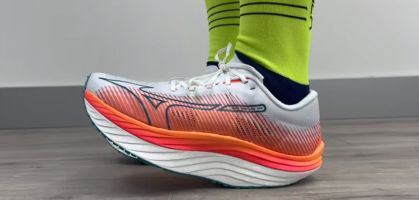 Saga Wave Rebellion de Mizuno, zapatillas que te harán correr más rápido, ser más eficiente y mejorar tus marcas 
