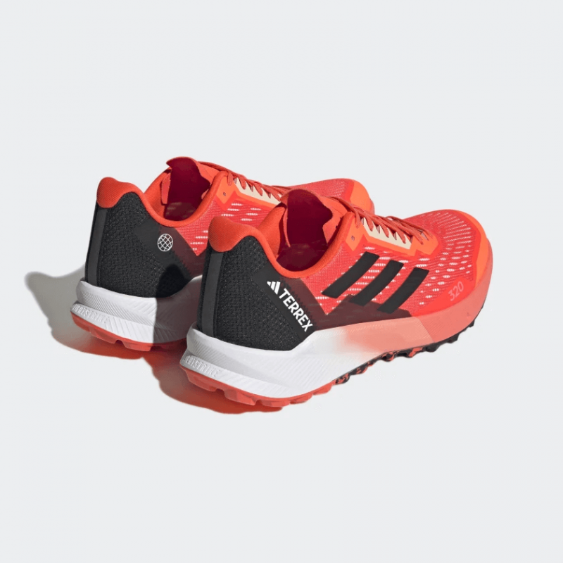 Adidas Flow 2.0: características y opiniones Zapatillas running | Runnea