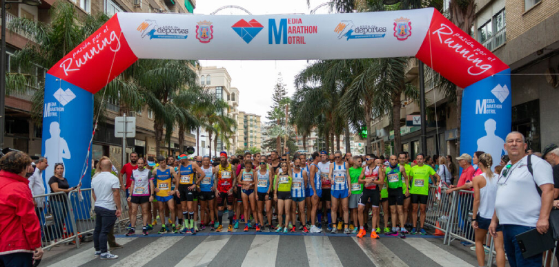 Media Maratón de Motril 2023: Salida