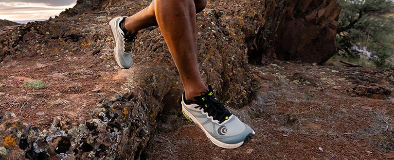 Features of the Topo Athletic MTN Racer 2
