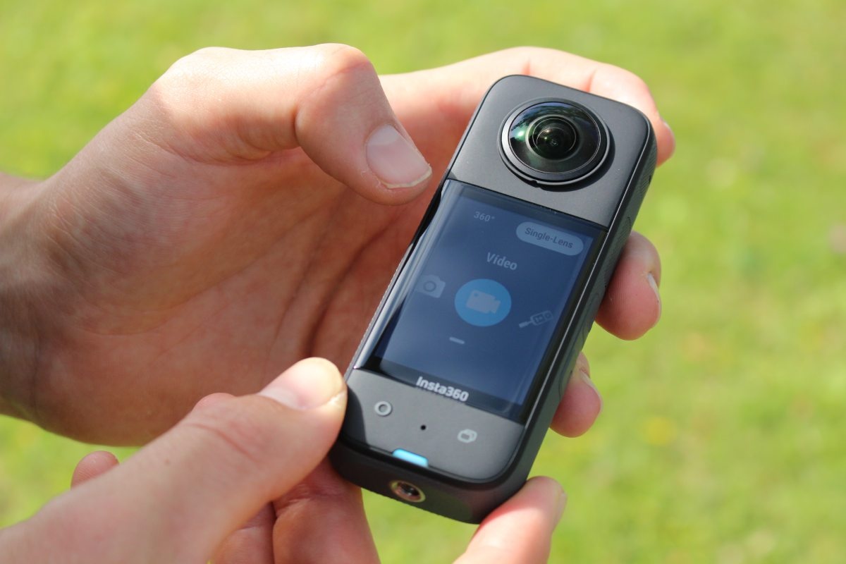 Insta360 X3, la action camera a 360 che vi farà invidia sui social media