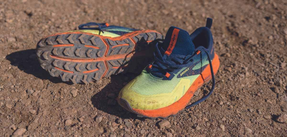 What are the competitive advantages of the Brooks Cascadia 17 compared to its competitors?