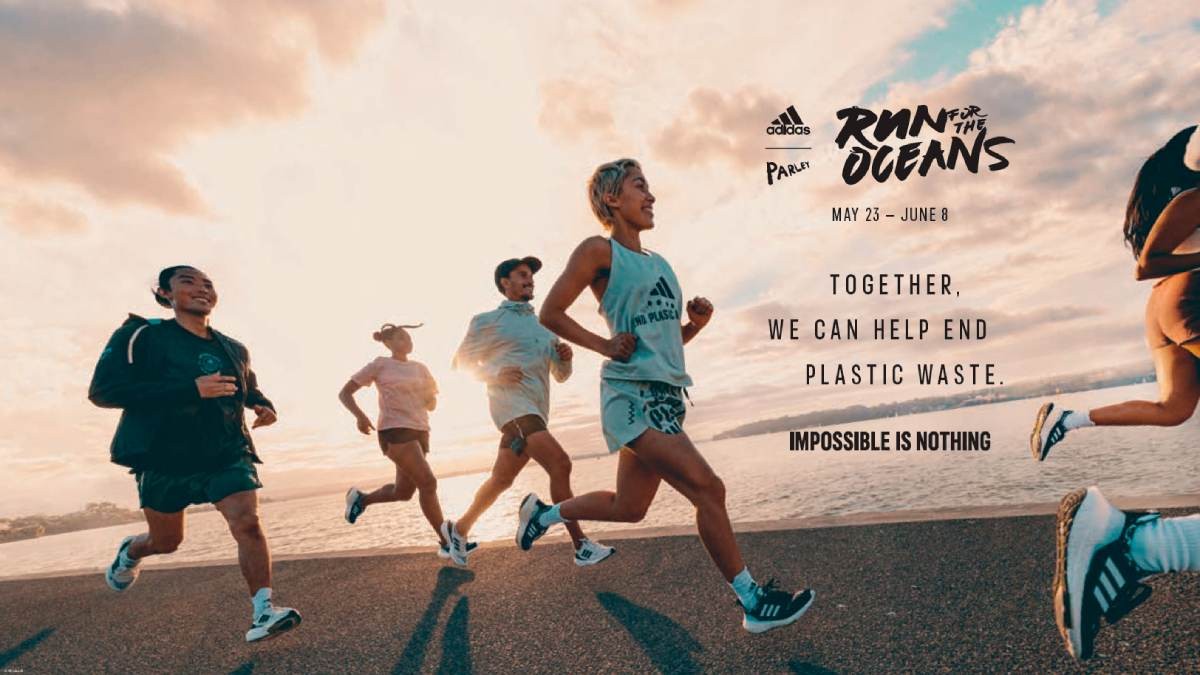 La bataille historique entre Nike et Adidas: du terrain de football à la piste d'athlétisme