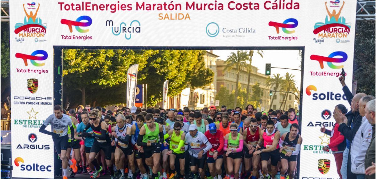 The 7 arguments for running the TotalEnergies Murcia Costa Cálida Marathon; and one of them is to improve your personal best.