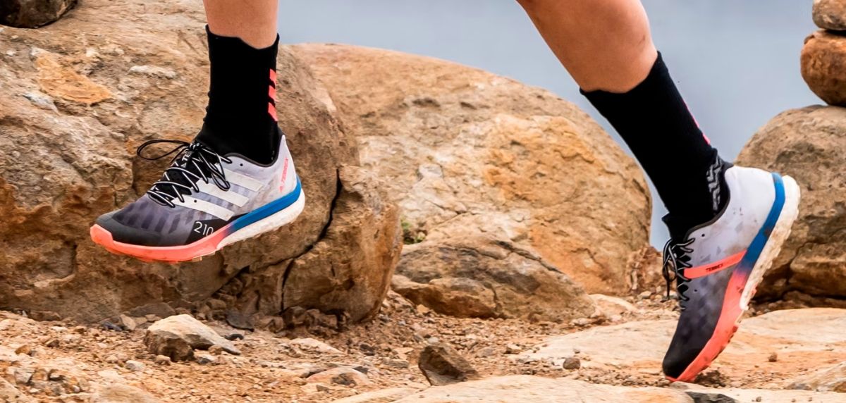 Las zapatillas de running Adidas de 40€ que podrás usar para correr por  ciudad o montaña este otoño