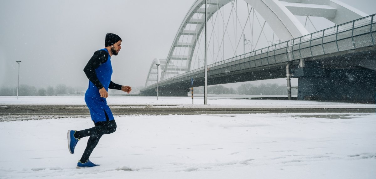 Voici comment votre corps réagit lorsque vous courez par temps froid