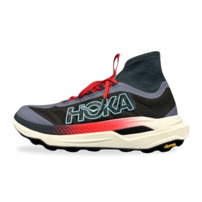 running shoe HOKA Tecton X 3