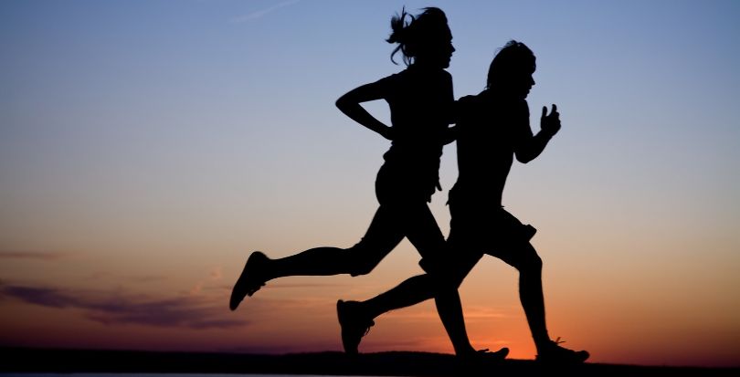 Conseils pour éviter les blessures en trail running: Runners