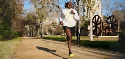 We travel to Barcelona and test the new Under Armour Infinite Elite together with Sharon Lokedi