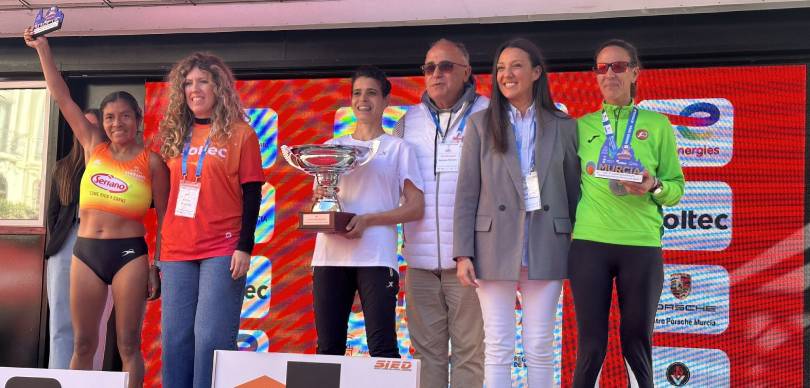 Maratón Murcia 2024: Podio femenino