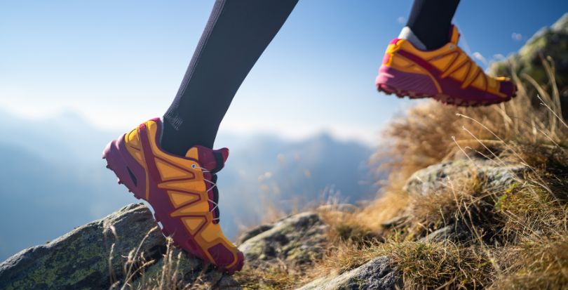 How to protect your foot to avoid black toenails when running: Trail