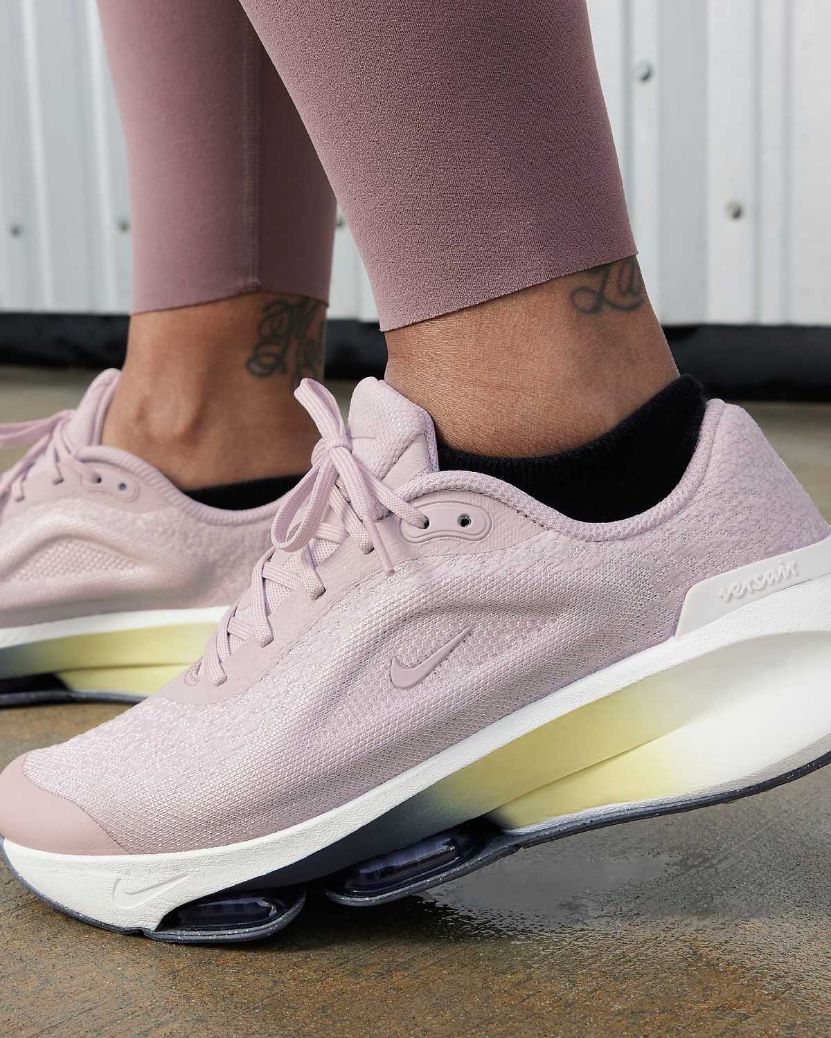 Estes 6 sapatilhas Nike para mulher são perfeitos para caminhar e combinam conforto e estilo