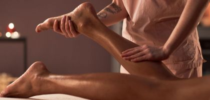 Muscle unloading massages on the legs: when and why a calf unloading massage is good if you like running